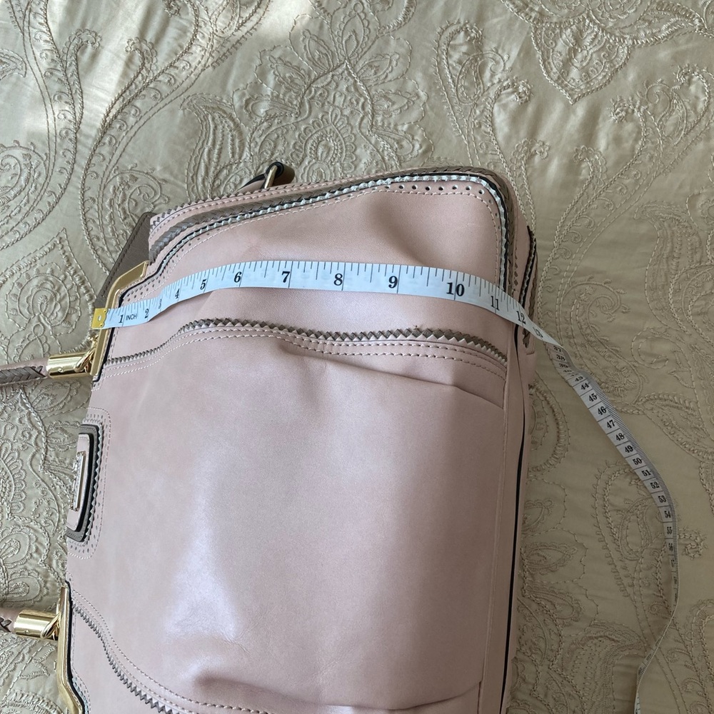 Coach Purse.Like New.Exelent condition. - Picture 4 of 10